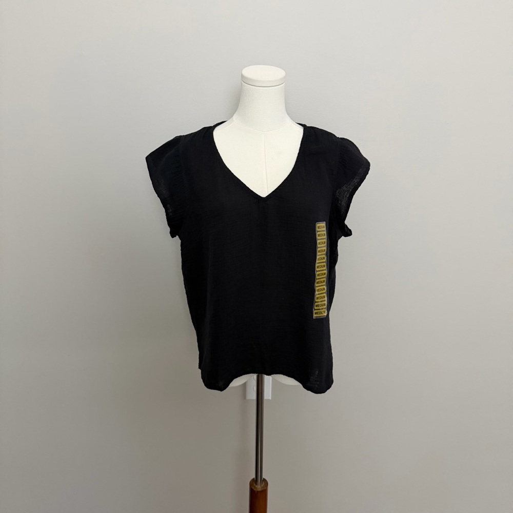 Three Dots Top Gauze Lightweight Boxy V Neck Travel Capsule Wardrobe Beach Black
